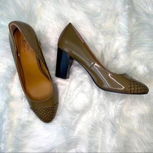 G.H. Bass & Co Pacey pumps round toe khaki sz 7.5‎